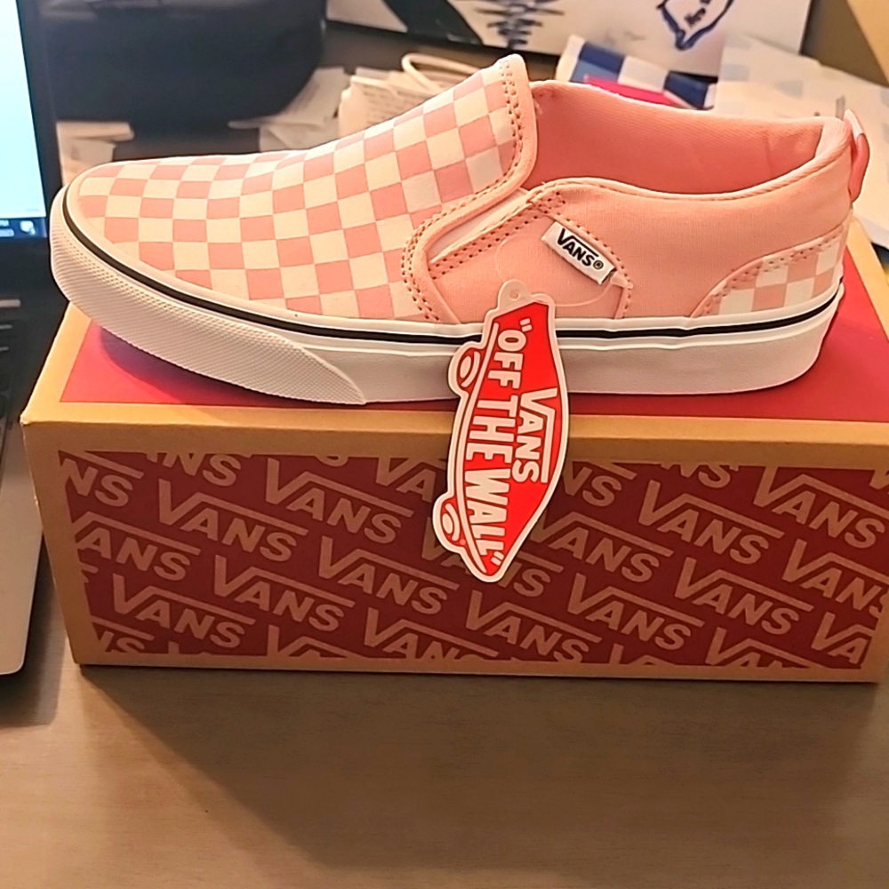 VANS CLASSIC SLIP-ON - KIDS SIZE 4